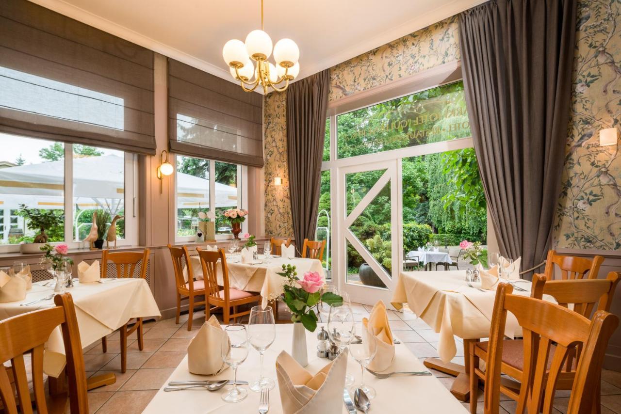 Parkhotel Gueldene Berge Weißenfels Buitenkant foto