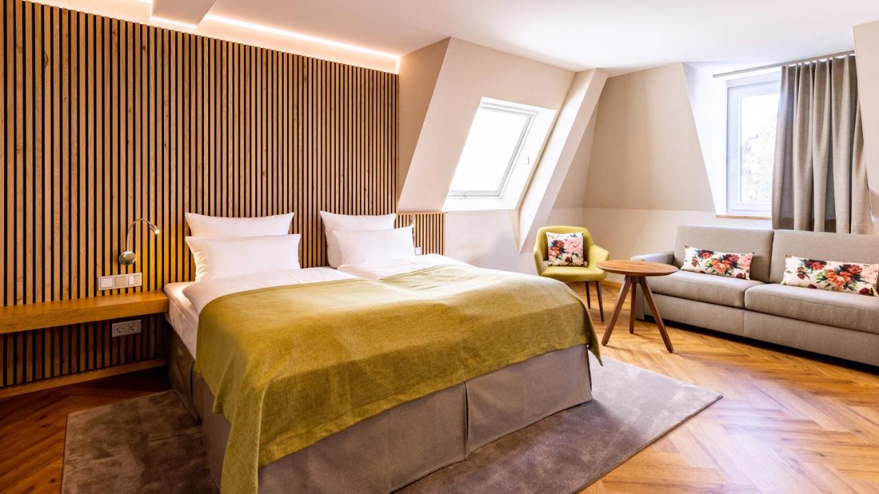 Parkhotel Gueldene Berge Weißenfels Buitenkant foto