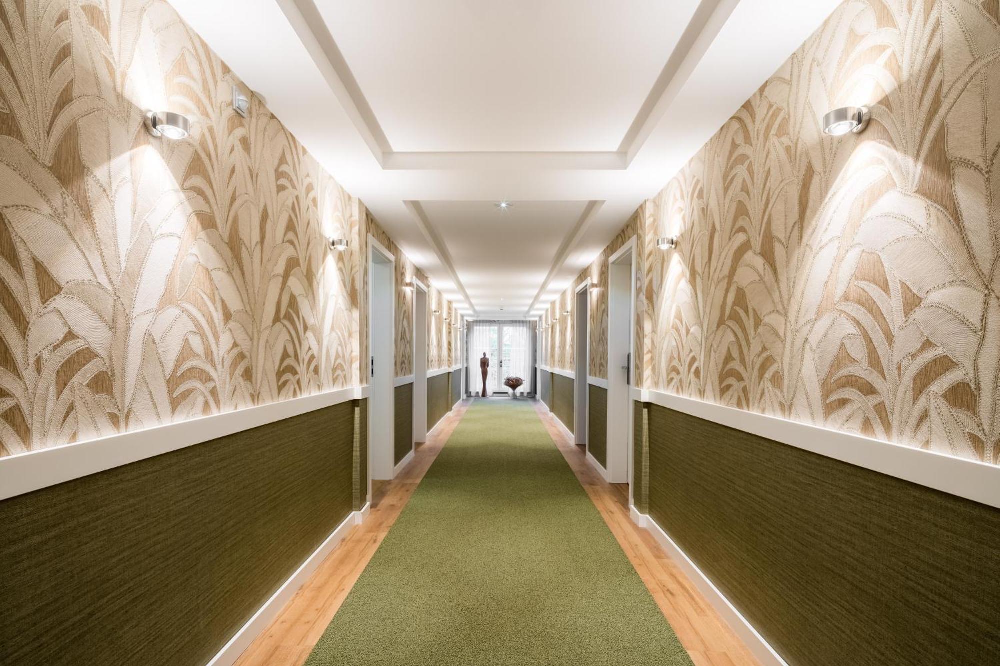 Parkhotel Gueldene Berge Weißenfels Buitenkant foto
