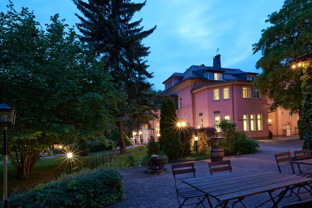 Parkhotel Gueldene Berge Weißenfels Buitenkant foto